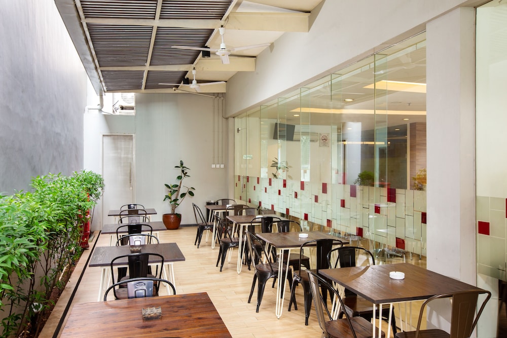 Amaris Hotel Pancoran 23/33