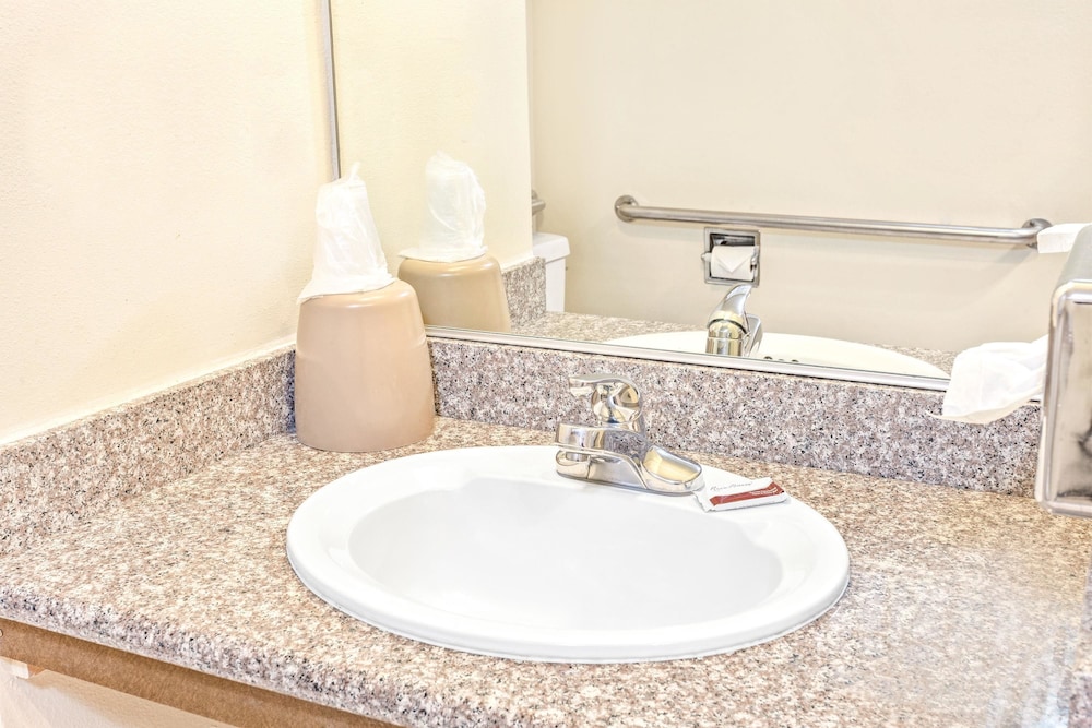 Vantage Point Inn - Woodland Hills 22/26