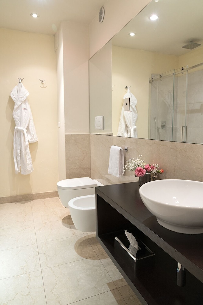 Albergo Pietrasanta 21/66