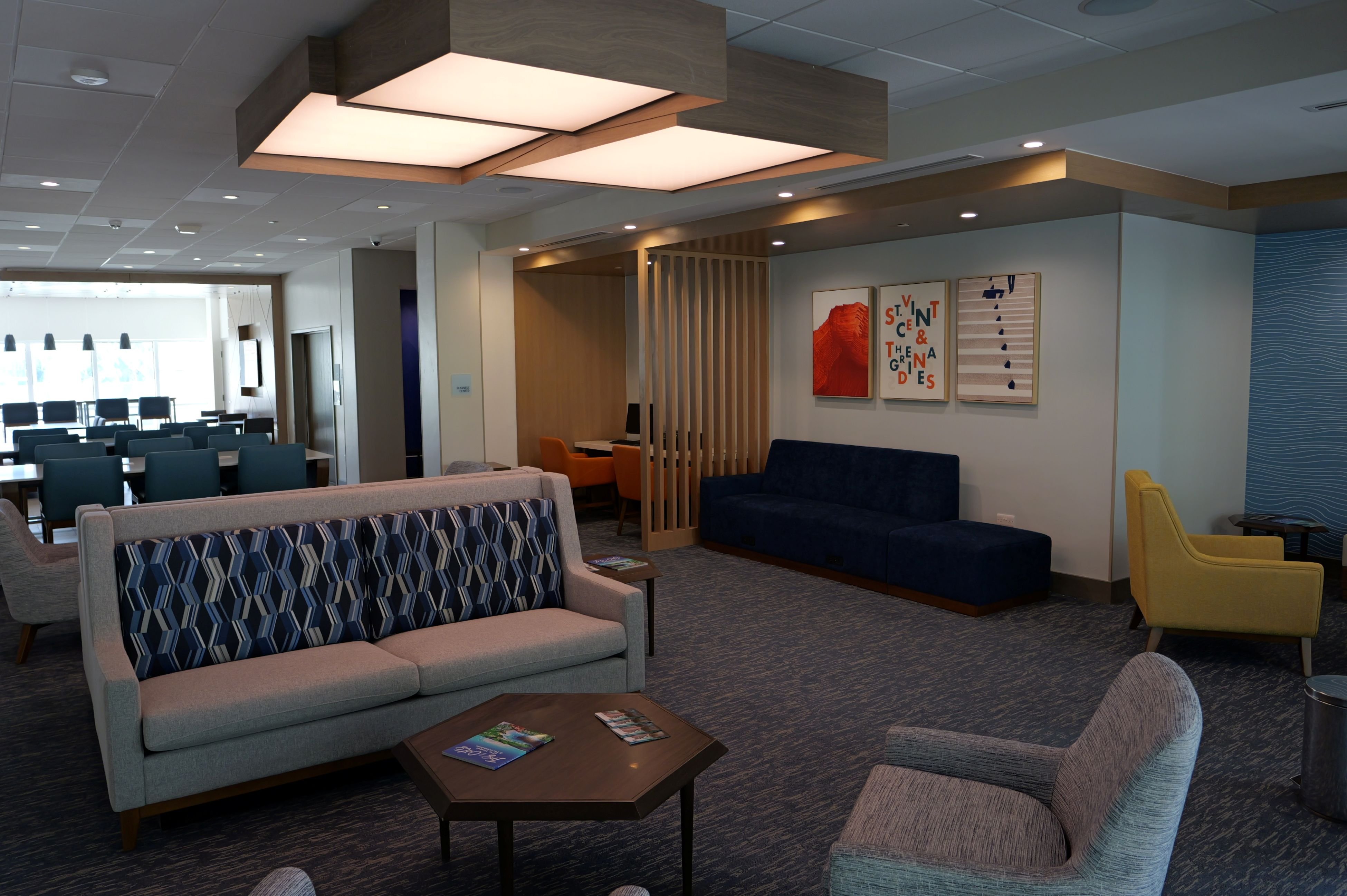 Holiday Inn Express & Suites DIAMOND 38/59