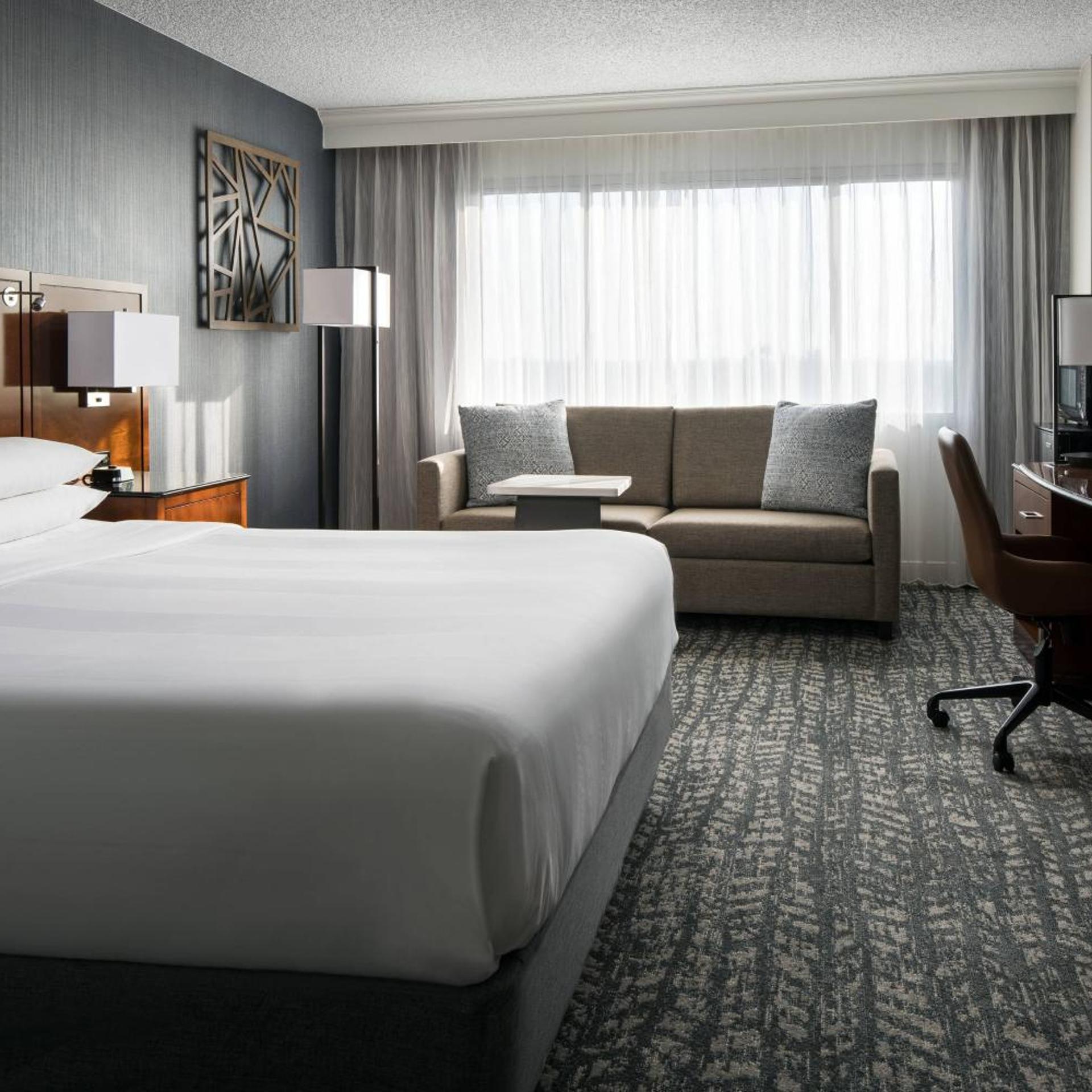 Guest Room, King Bed, Concierge Level