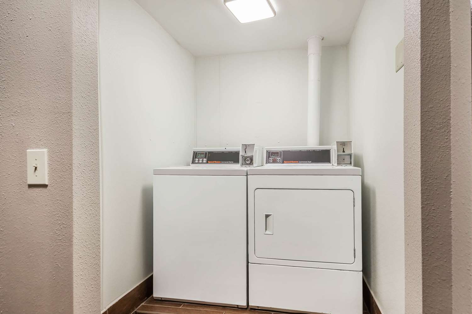Quality Inn in Janesville, WI 14/16