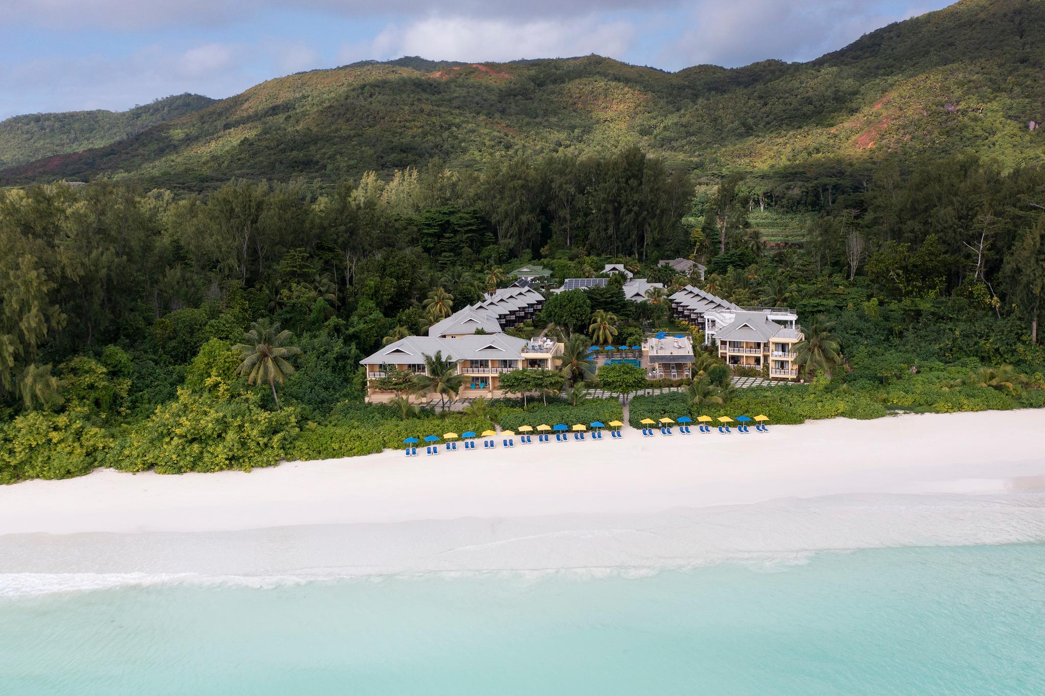Standard, Triple, Garden View