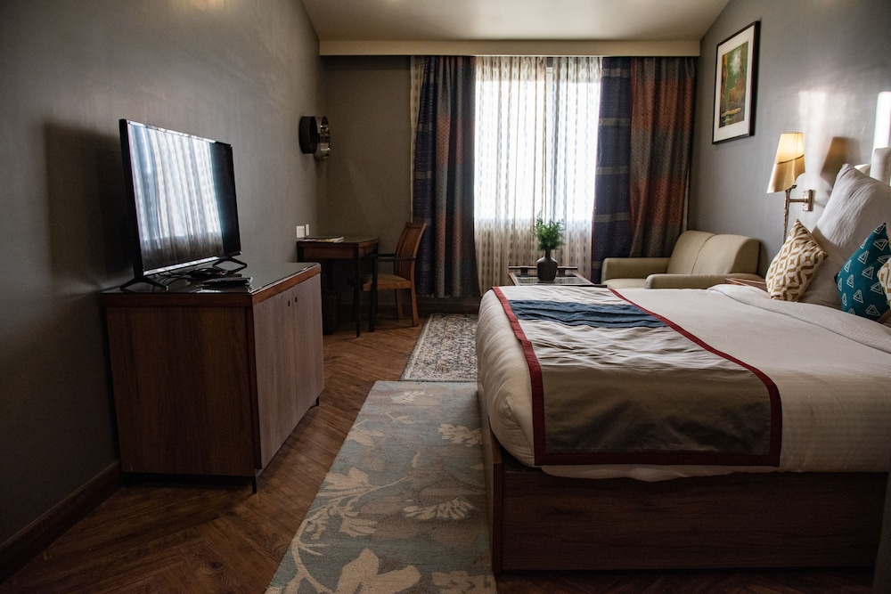 JuSTa Luxe Mukteshwar Retreat and Spa Mukteshwar 5/50