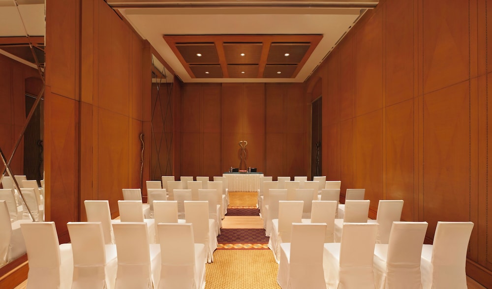 Trident Hotel Gurgaon 53/64