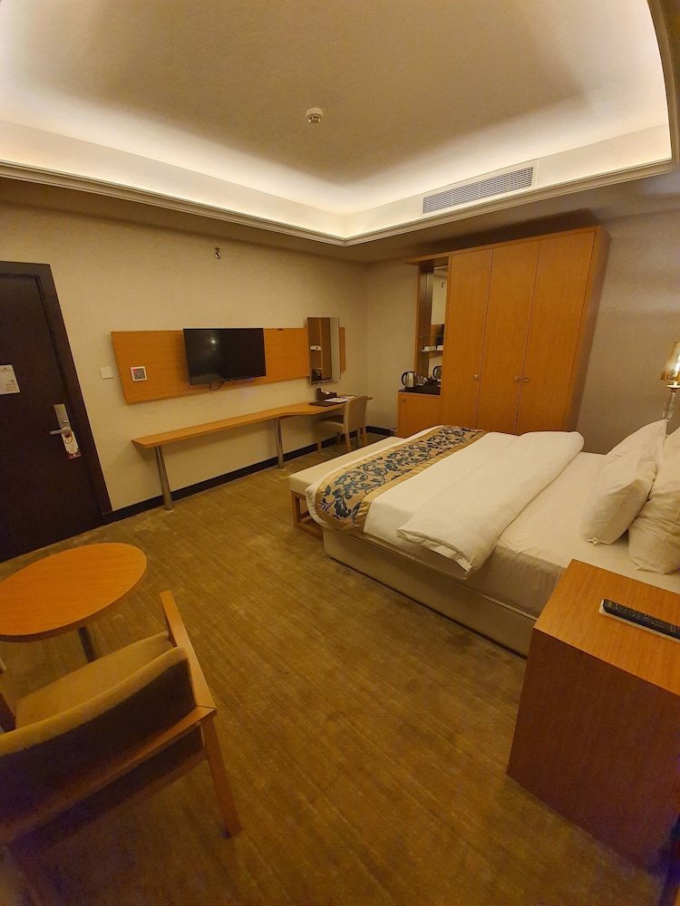 فندق جراند بارك(Verta Hotel Jeddah) 29/50