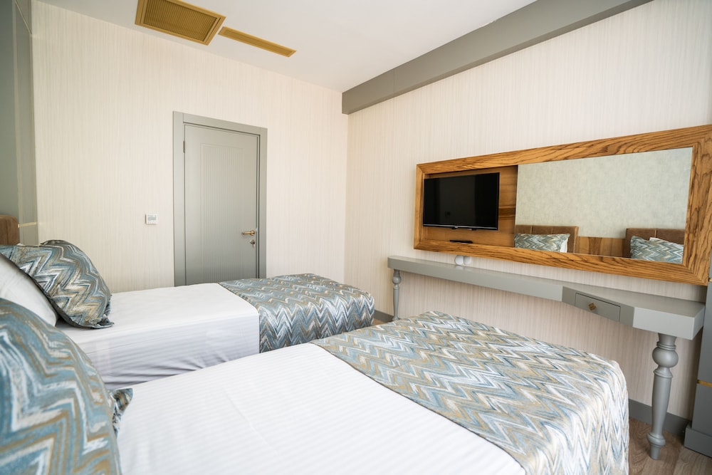 2 Bedrooms, Family Suite, Lion City Hotel Kizilay 2/7