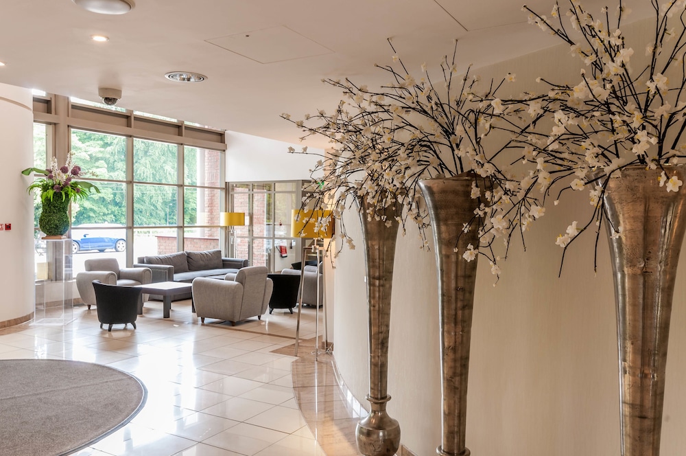 Wrightington Hotel And Country Club 66/80