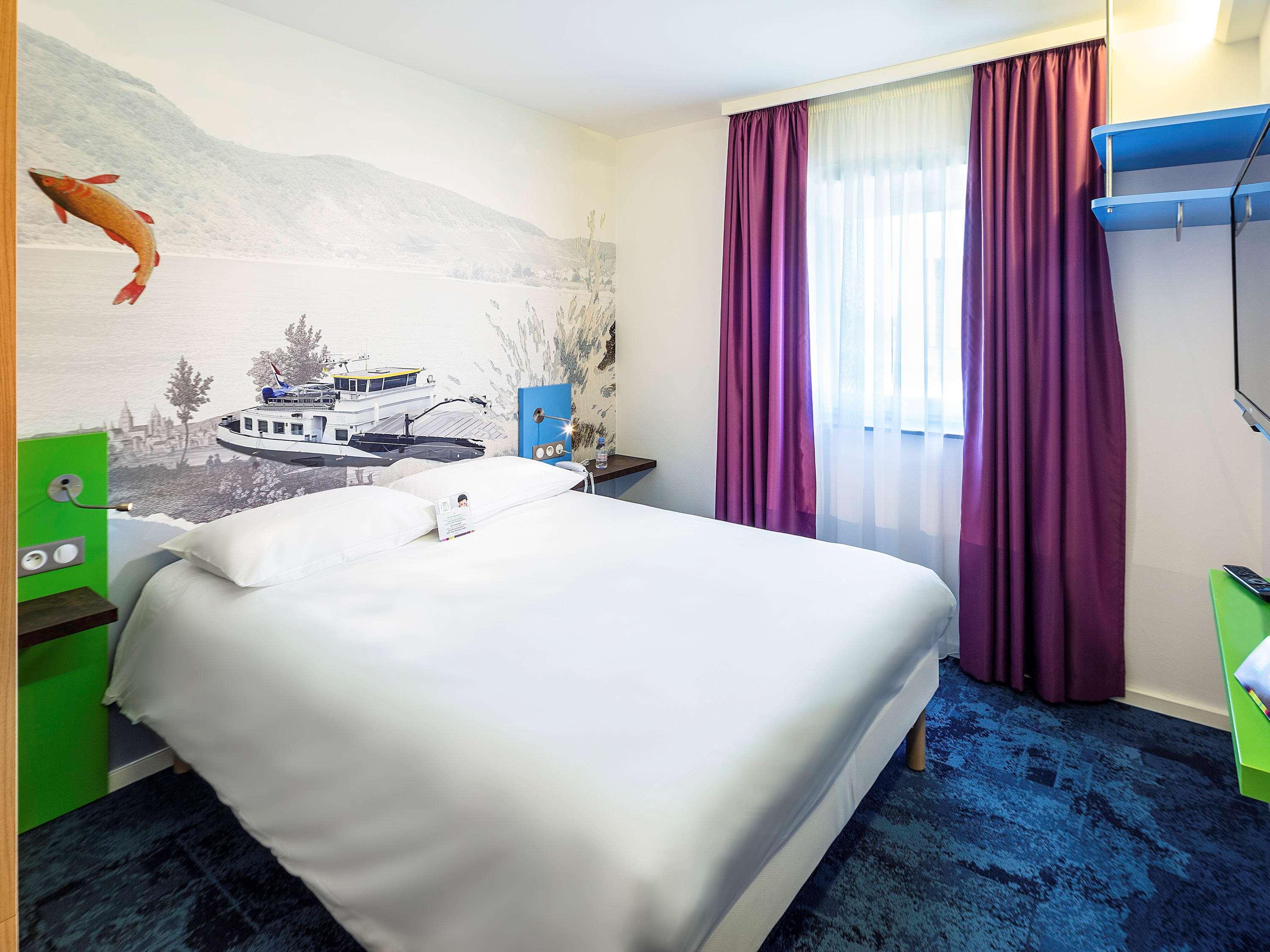 Room, Double Bed