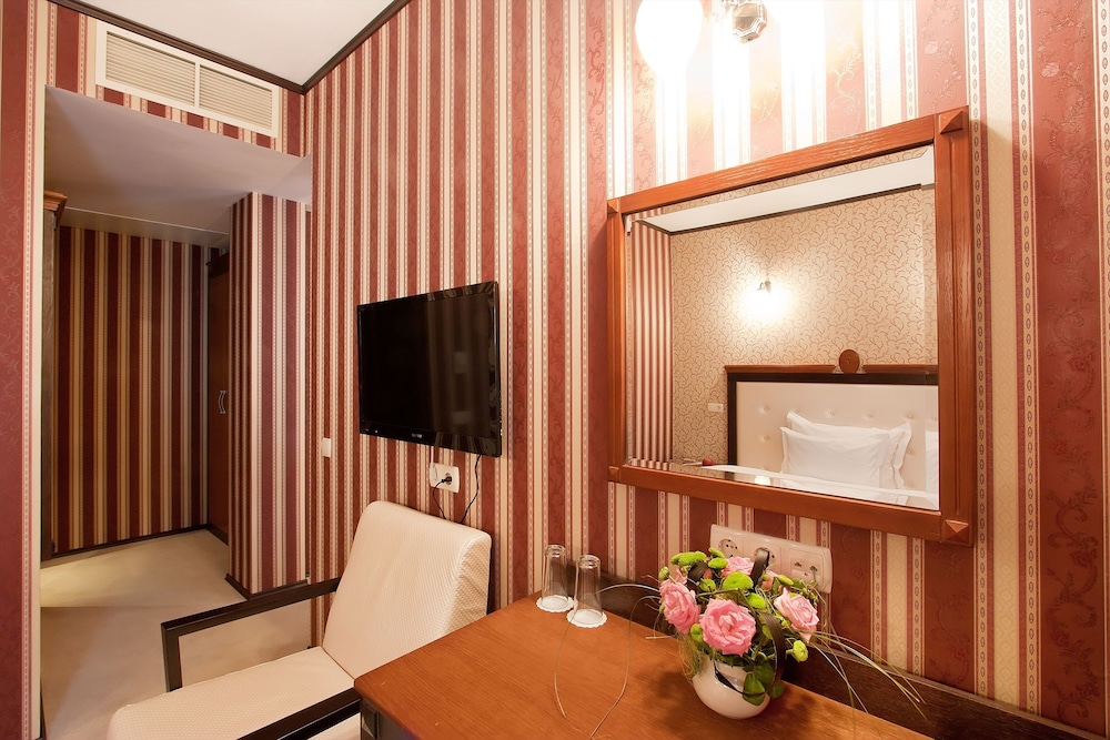 Best Western Plus Bristol Hotel 30/41
