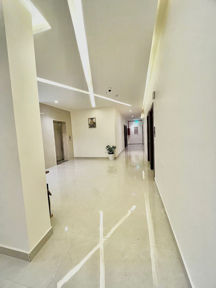 Sky Hotel Aqaba 16/32