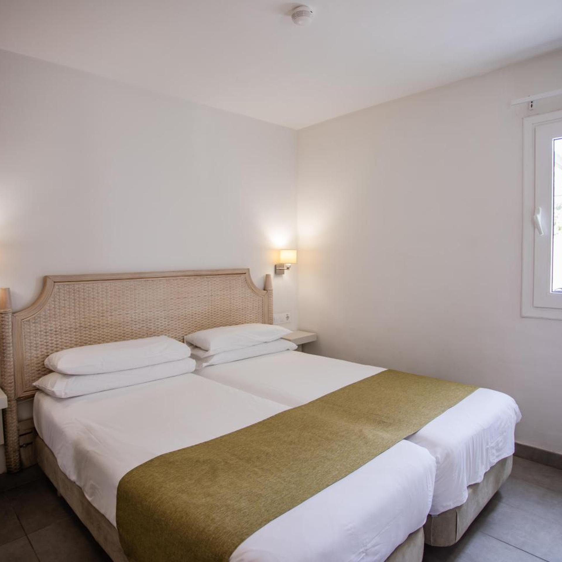 1 Bedroom, Classic, Bungalow, Pool Side