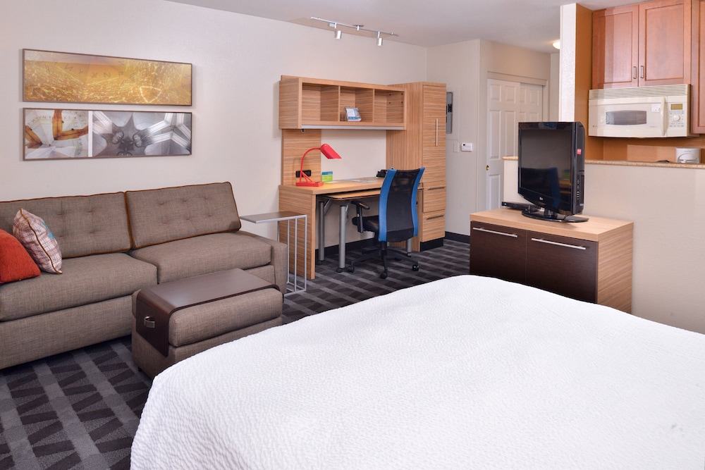 Towneplace Suites Ontario Airport 16/58
