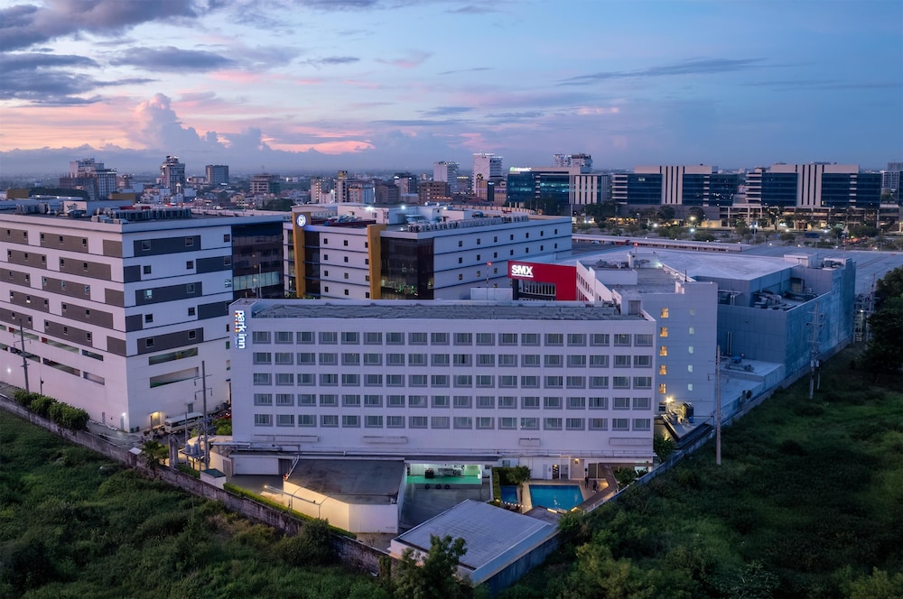 Park Inn By Radisson Clark 6/50