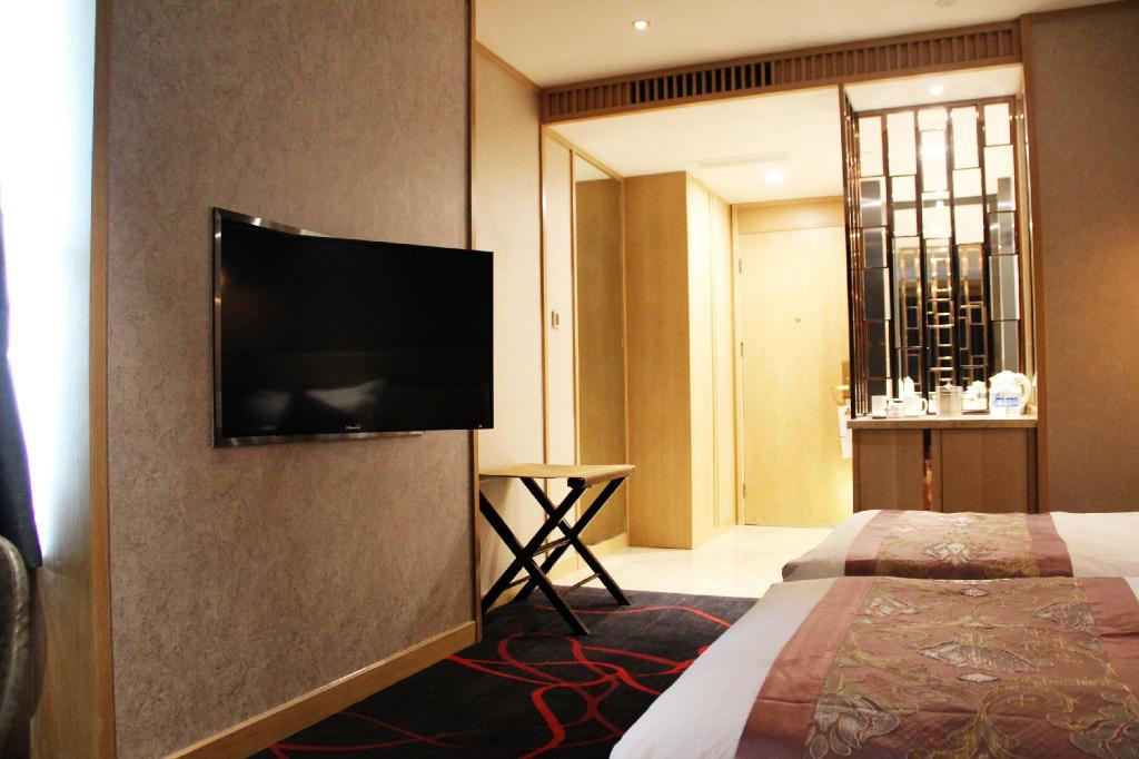 Sophia International Hotel Qingdao 28/28