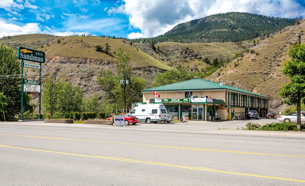 Sandman Inn Cache Creek 2/34