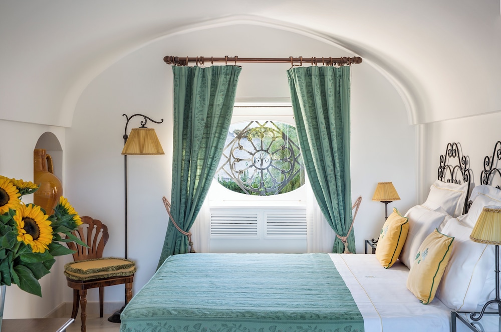 JUNIOR SUITE, STUDIO