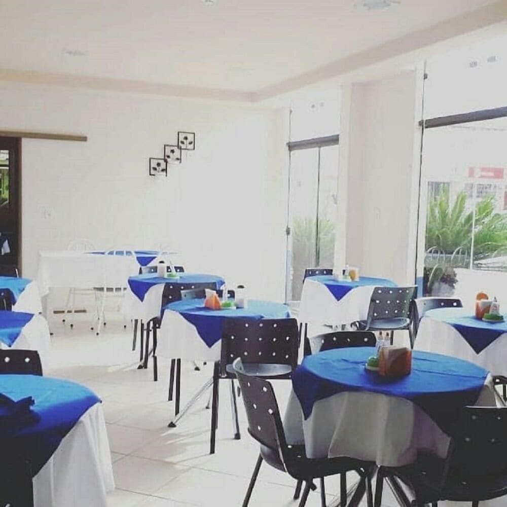 Almeidas Hotel 24/28
