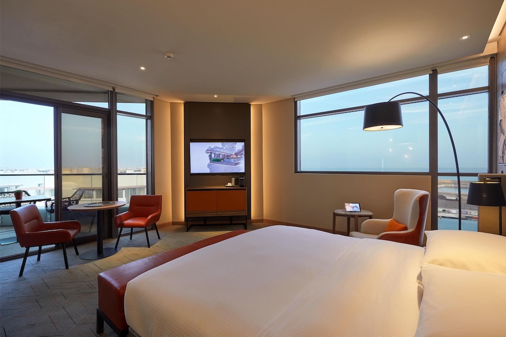 GRAND DELUXE ROOM MARINA VIEW