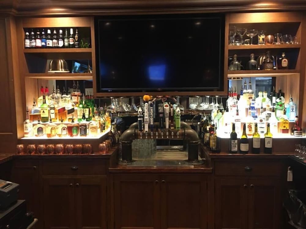 The Stables Inn and Suites 23/57