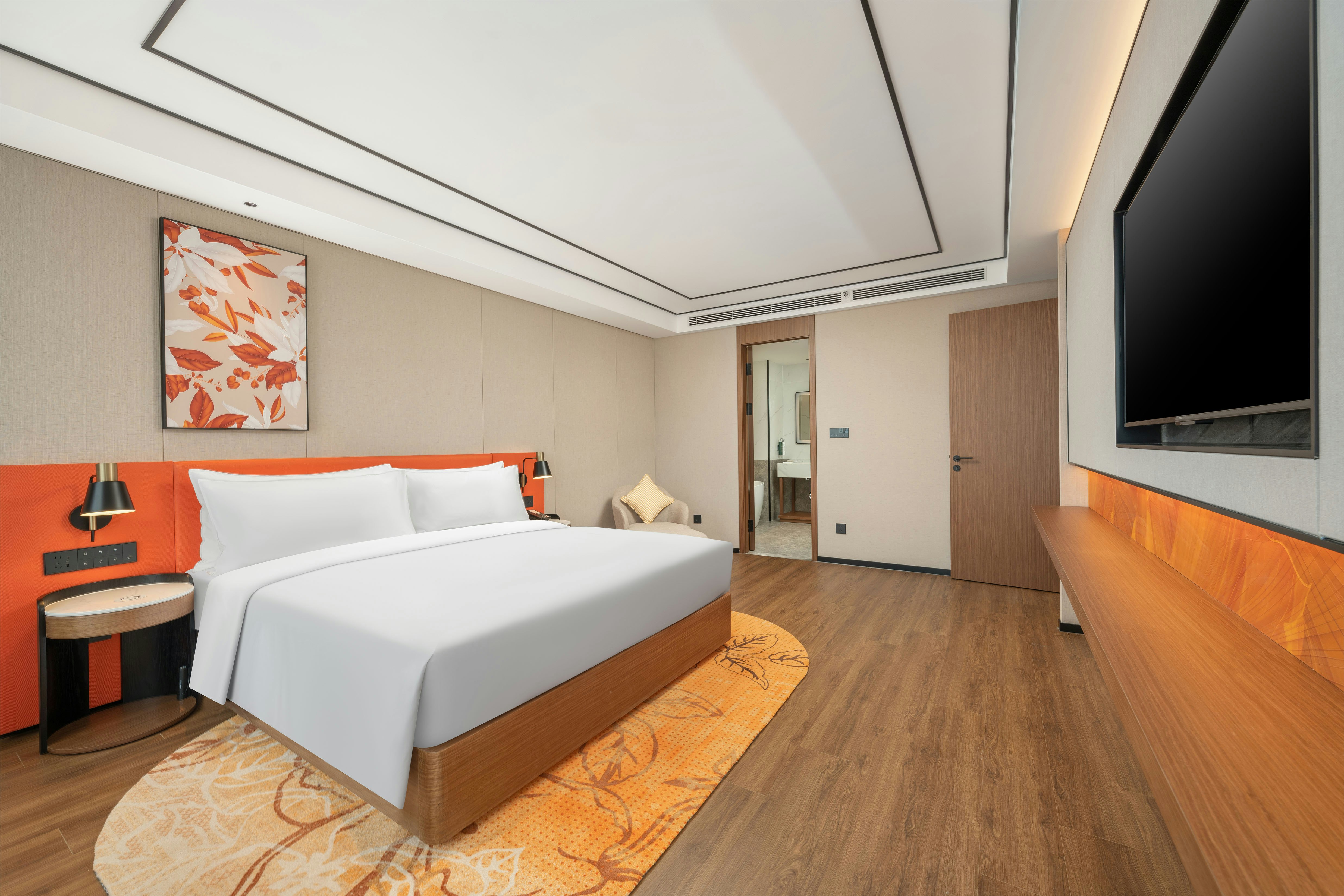 DELUXE, SUITE, KING BED