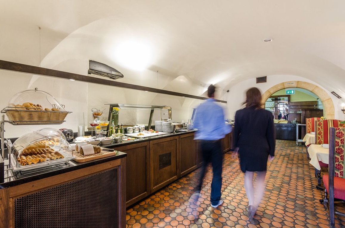 Hotel Mondschein 3/33