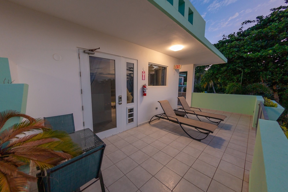 Casa Verde Hotel 3/50