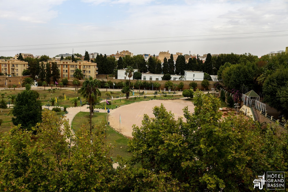 Hotel Grand Bassin 15/20