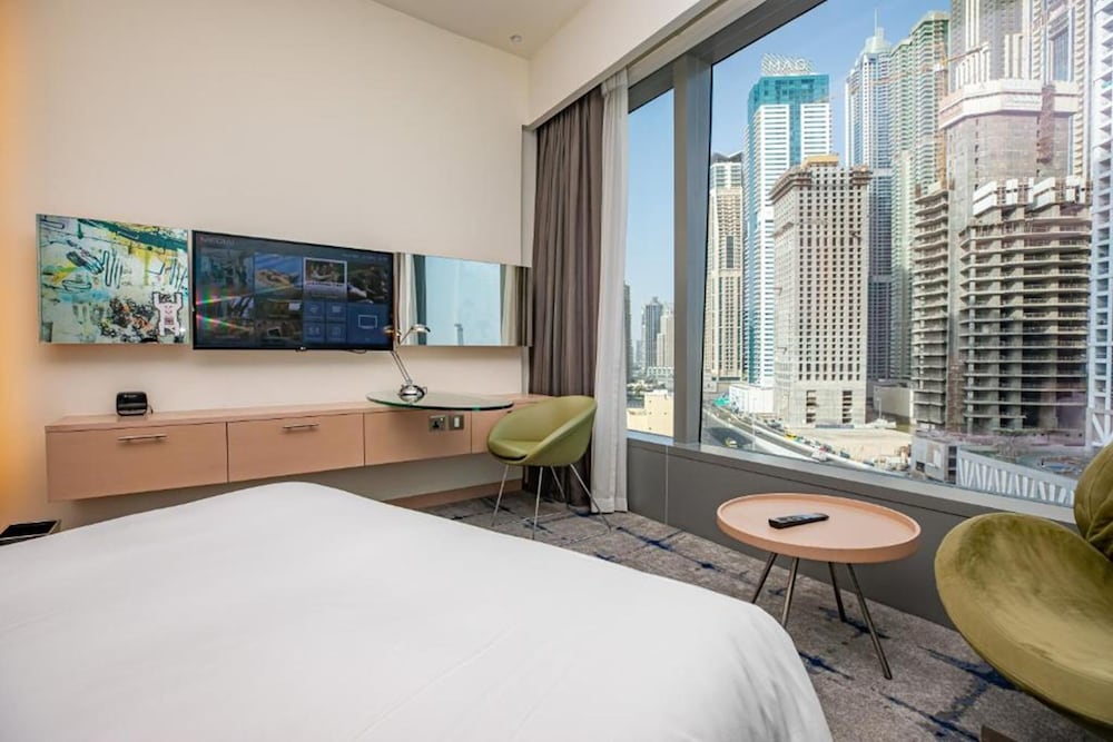 Media One Hotel Dubai, WorldHotels Crafted 40/97