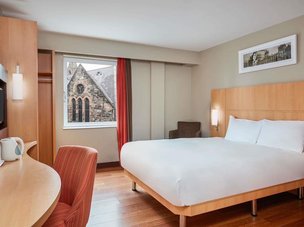 Ibis Belfast Queens Quarter 20/46