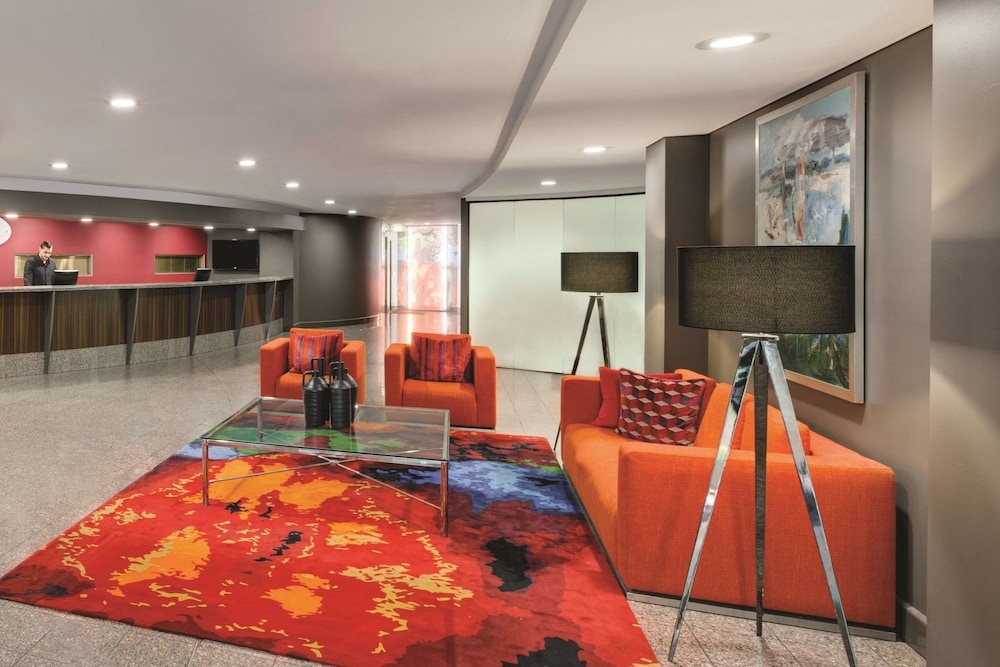 Adina Serviced Apartments Canberra James Court 35/45