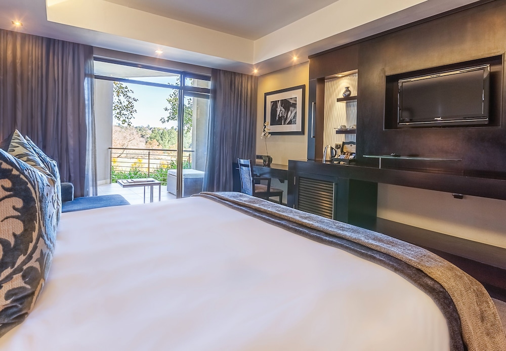The Fairway Hotel Golf Resort 25/71
