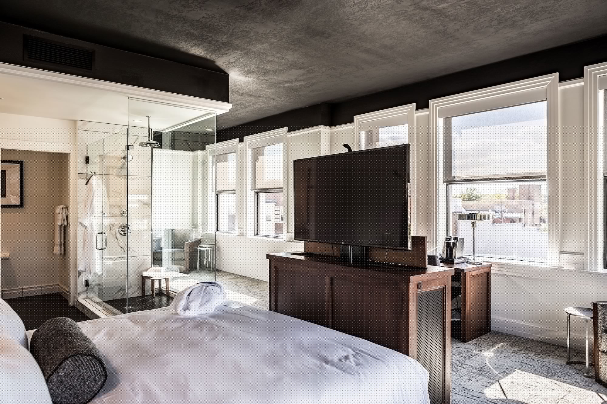 Signature, Single, King Bed