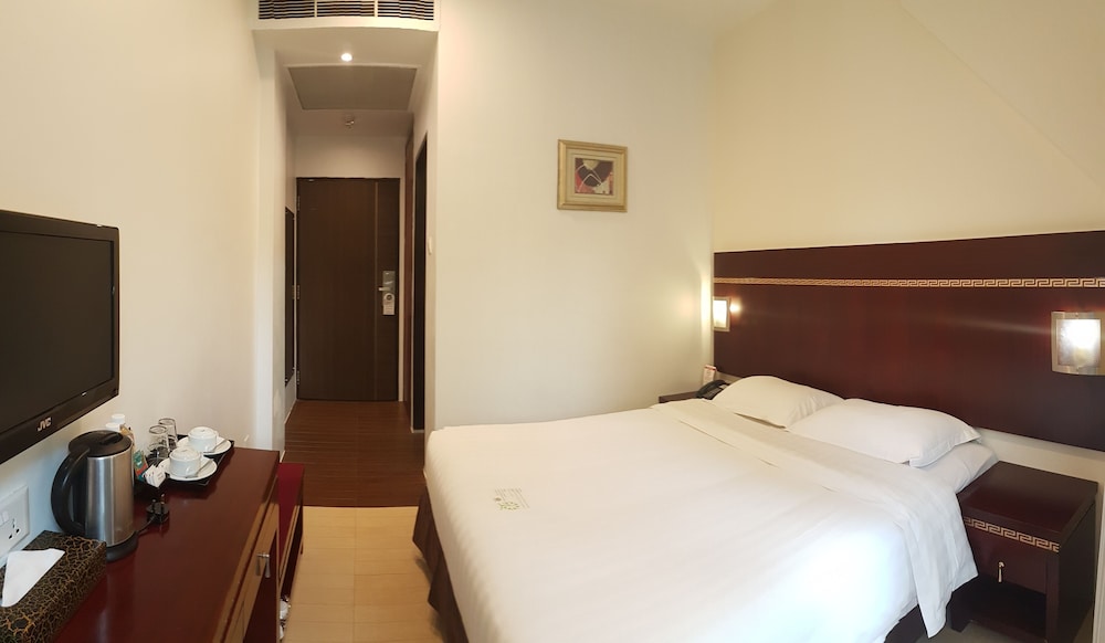 Rest Bugis Hotel 28/73