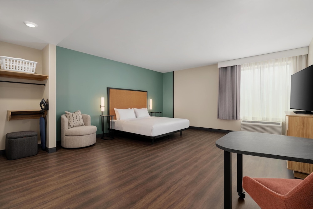 LivSmart Studios by Hilton Columbia Greystone 5/41