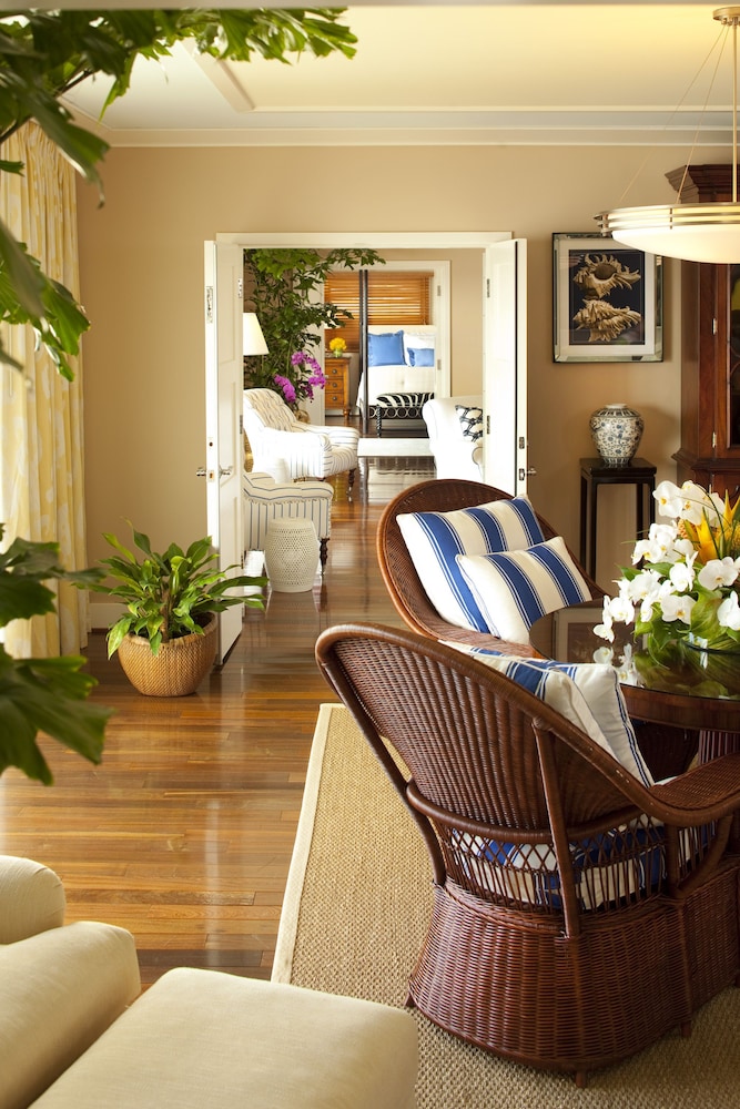 The Kahala Hotel and Resort 38/80
