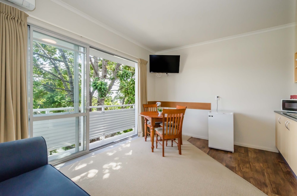 Raumati Sands Resort 36/46