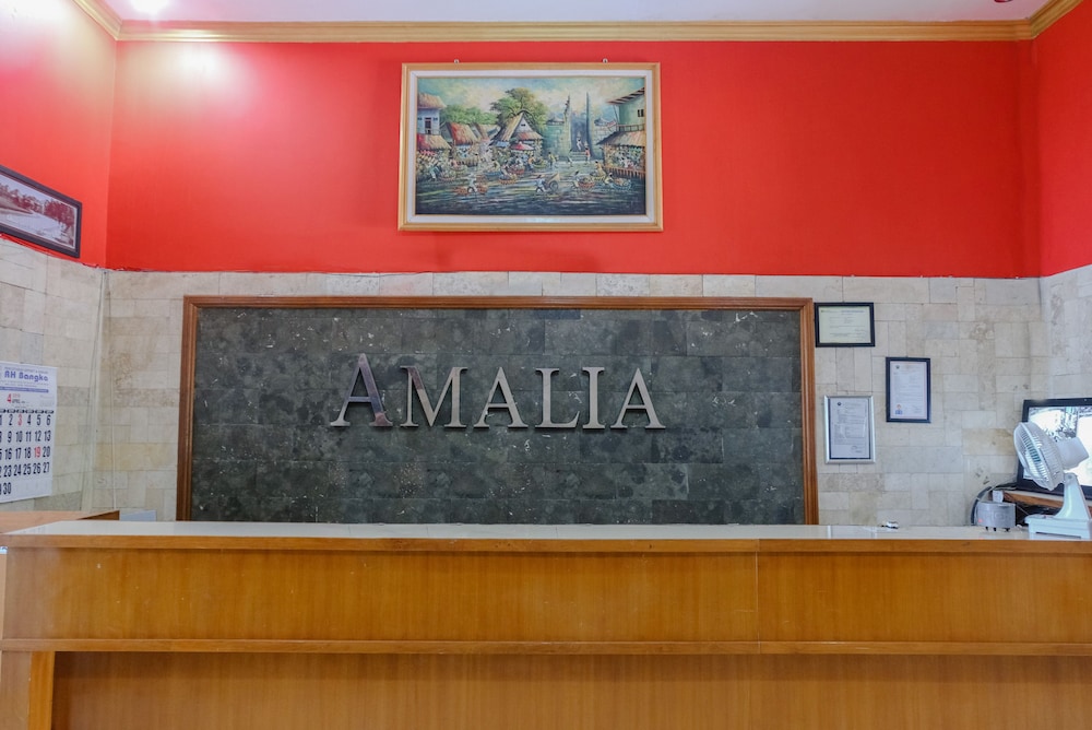 Hotel O Guest House Amalia Malang 13/52