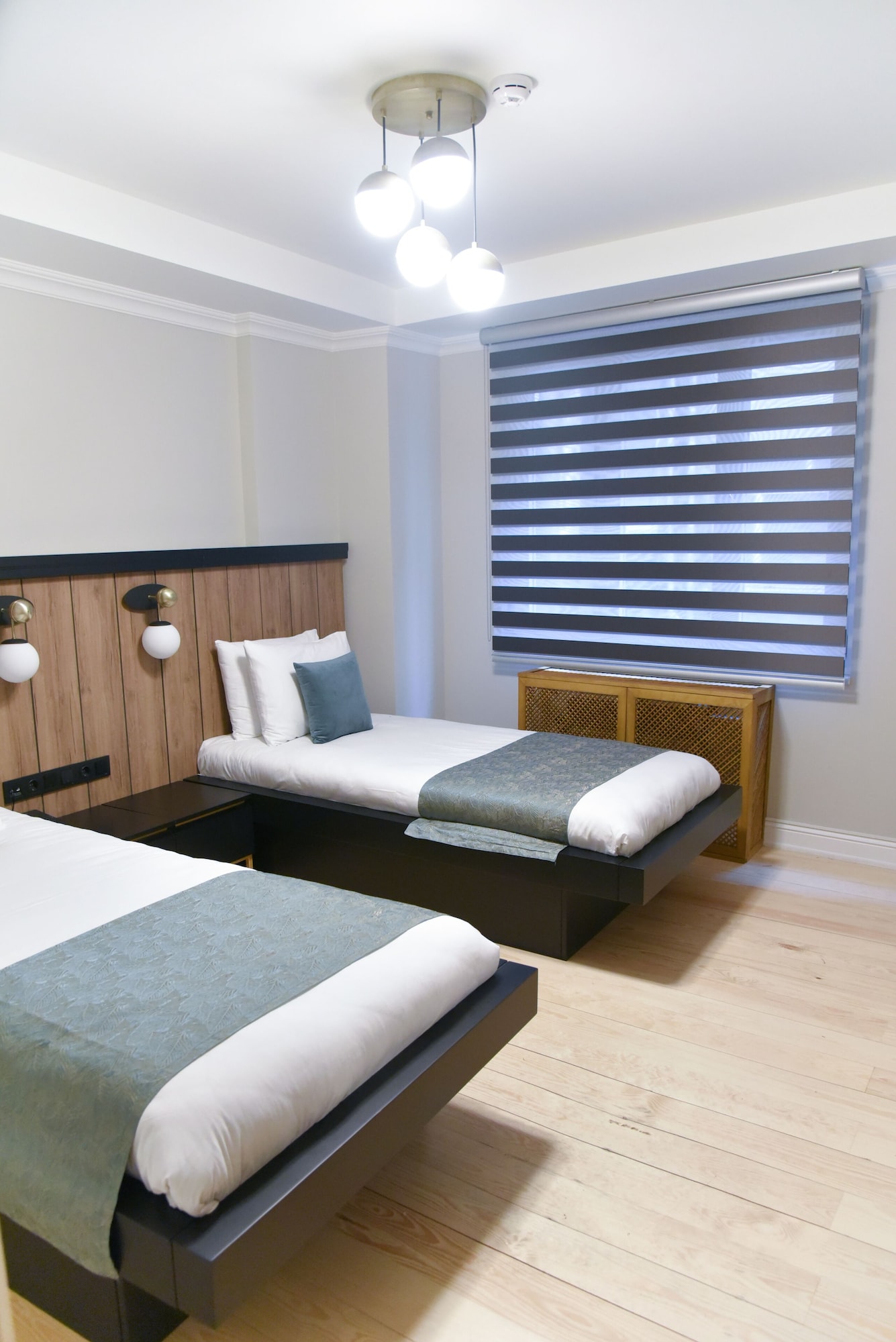 Twin Standard Room: