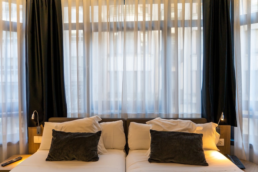 Lux Santiago 41/50