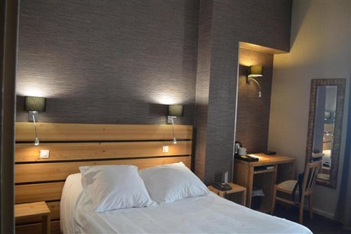 Superior, Queen Bed