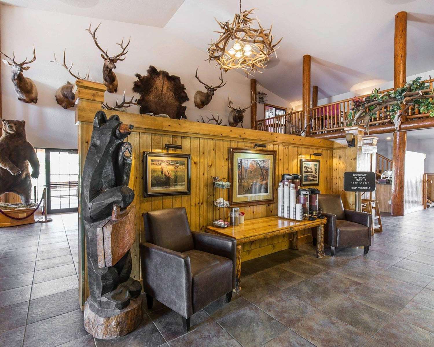 Antler Lodge 7/40