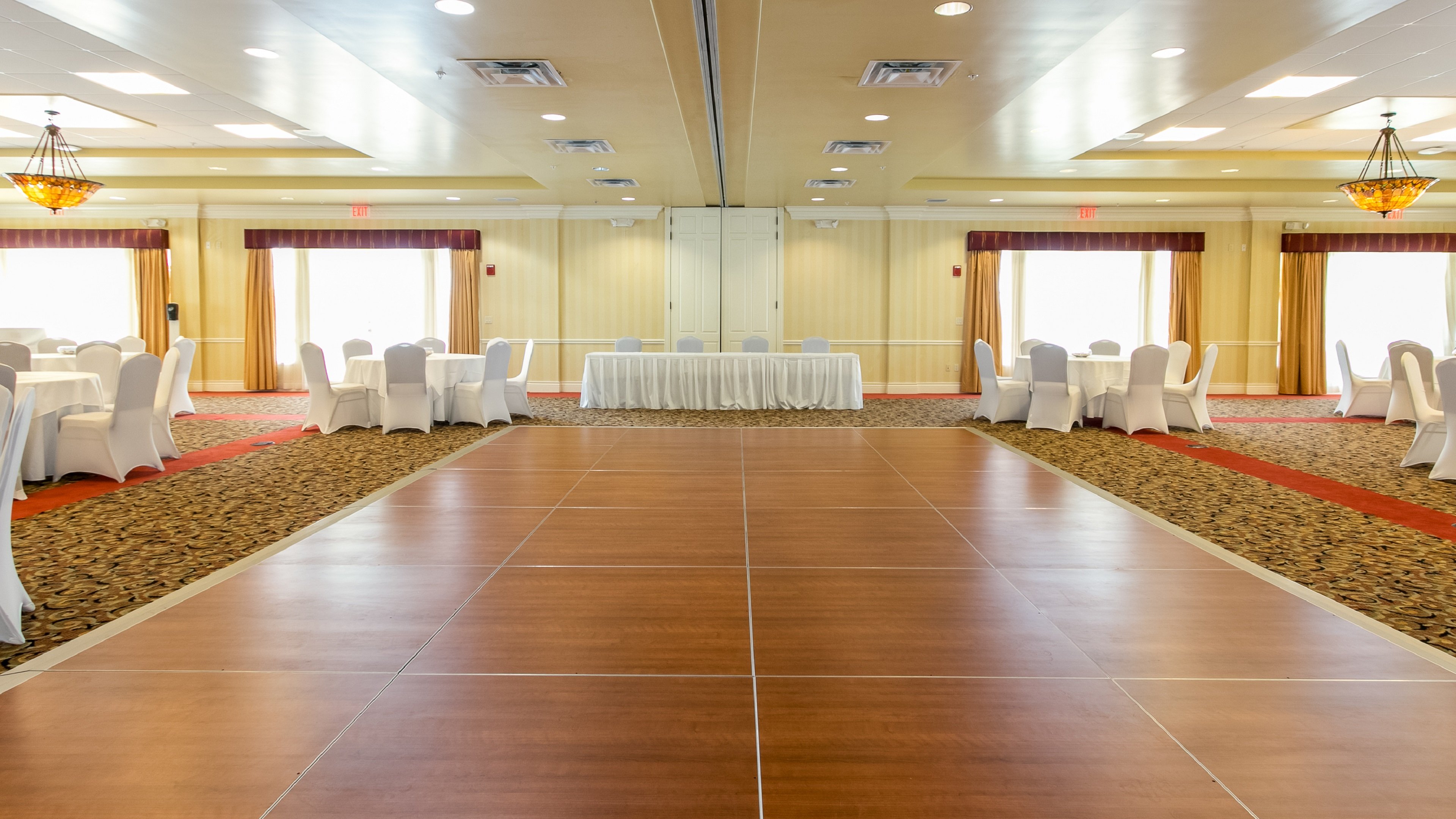 Holiday Inn Hotel and Suites Clearwater Beach 23/50