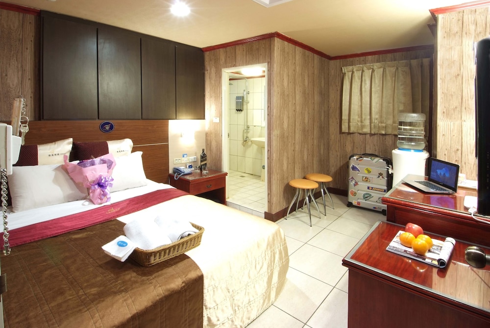 SUPERIOR, DOUBLE BED