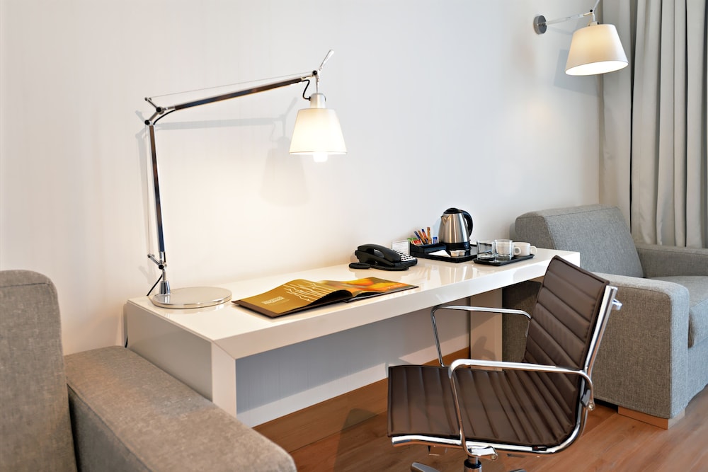 Hilton Garden Inn Milan North 65/76
