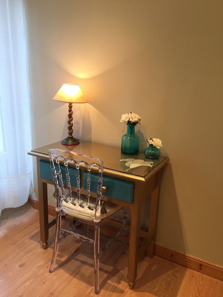 Hosteria Villa de Castro 63/71