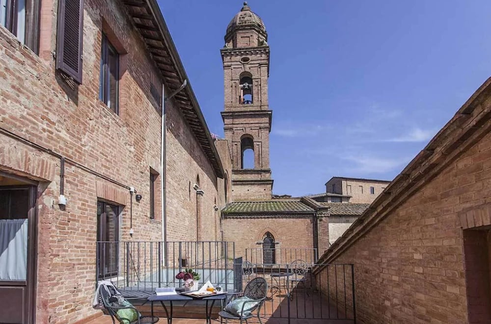 IL Chiostro Del Carmine 5/58
