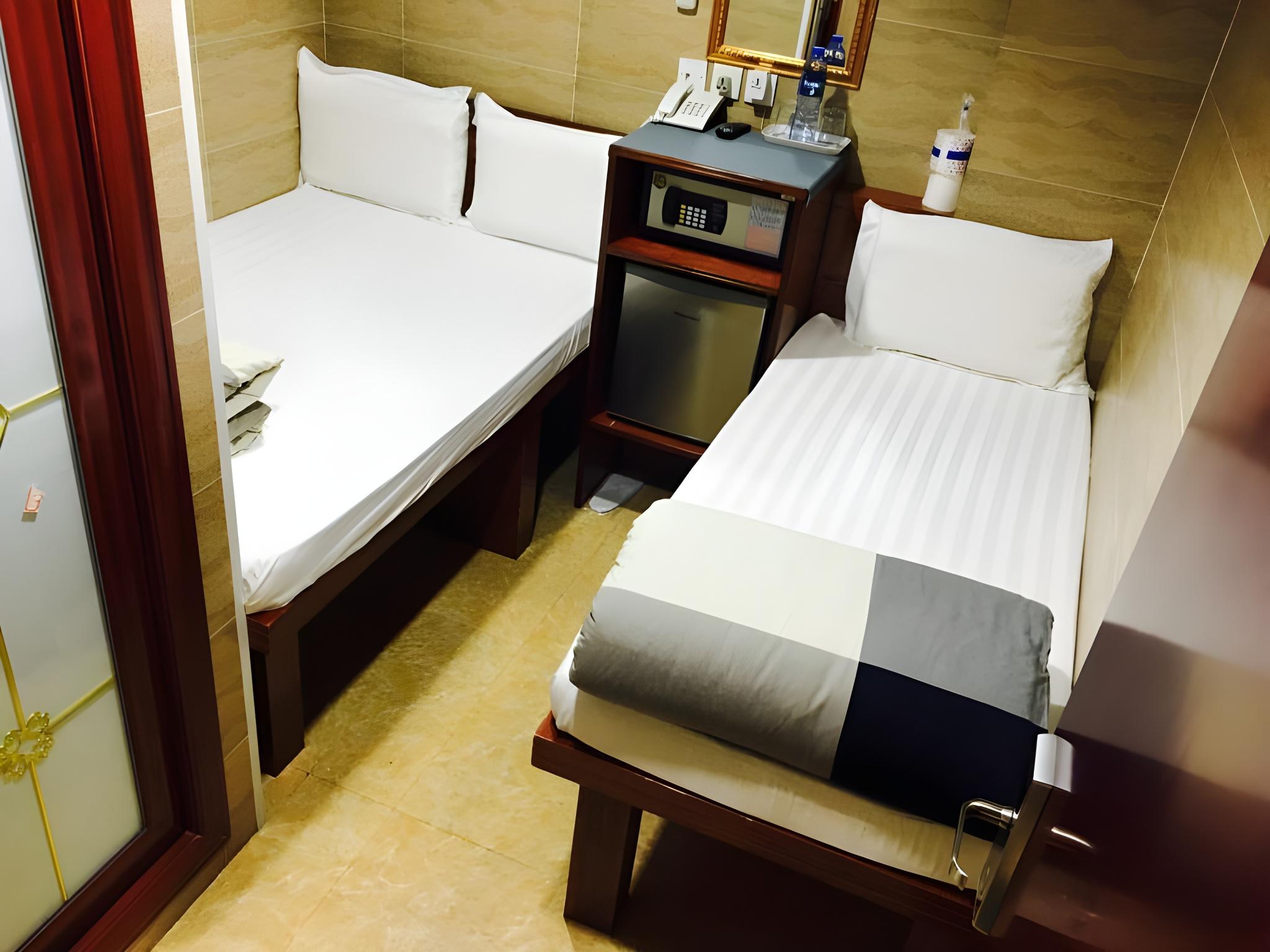 Valentine Guest House 20/50