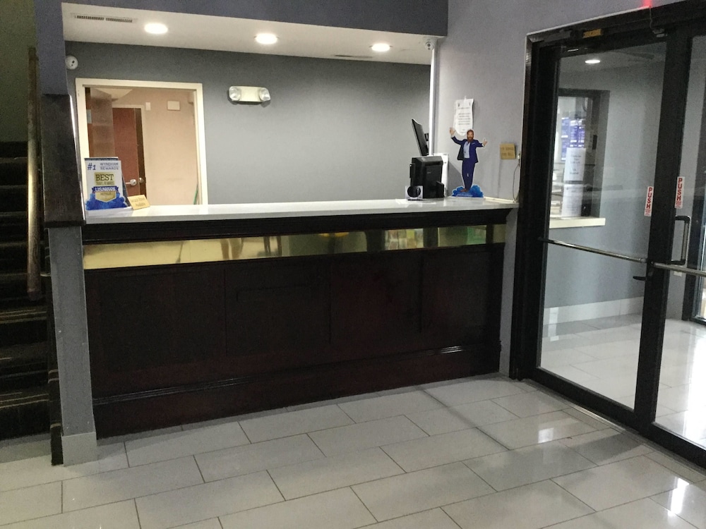 Super 8 By Wyndham Greer/Spartanburg Area 8/20