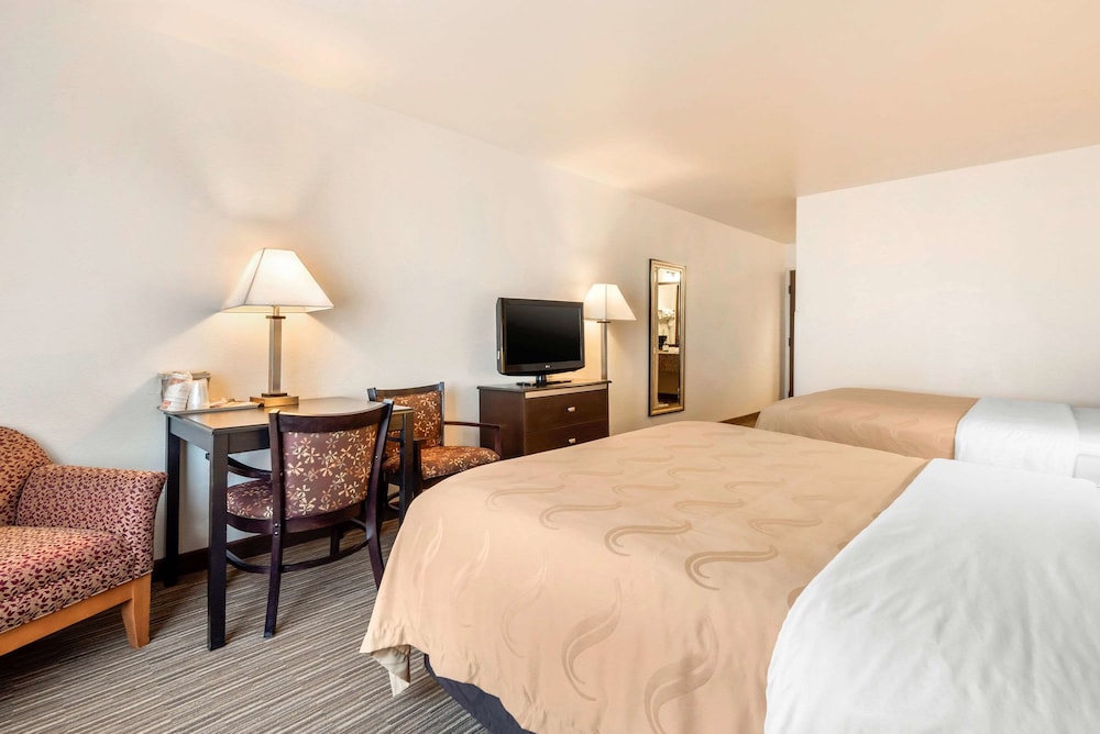 Quality Inn And Suites Limon 16/39